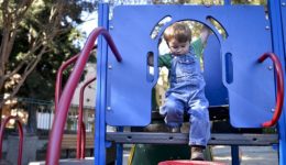 playground-2457320_640
